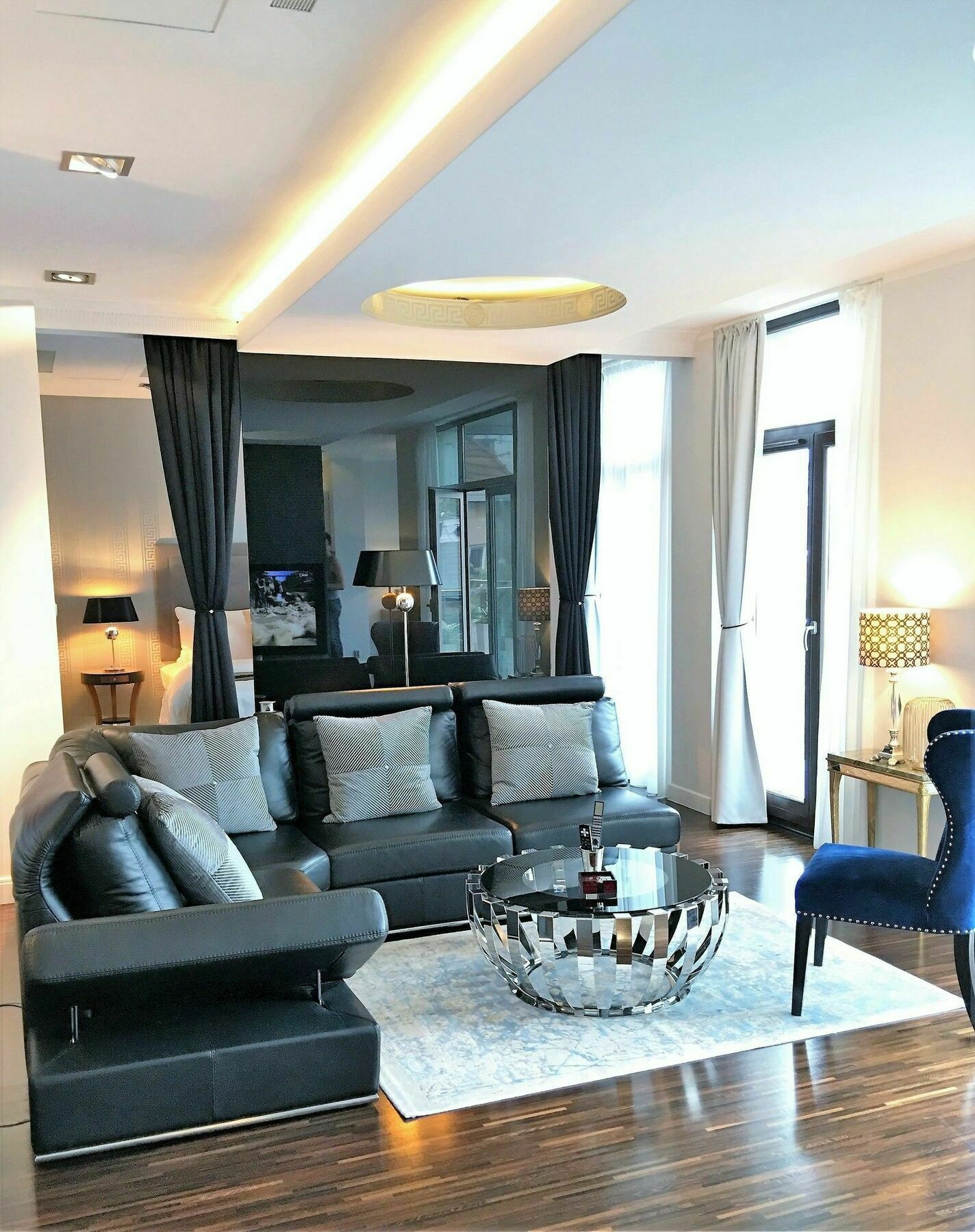 Mondrian Luxury Suites & Apartments Krakow Old Town Esterno foto